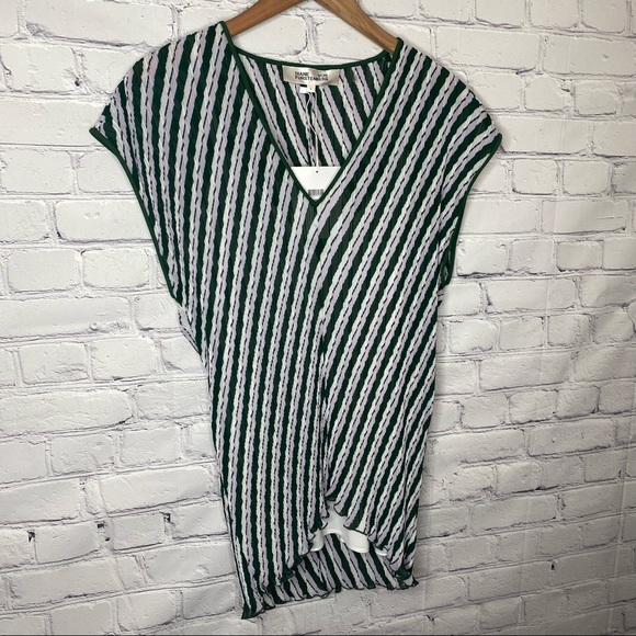 Diane von Furstenberg Jolene Pleated Striped Chiffon Top - Picture 3 of 11